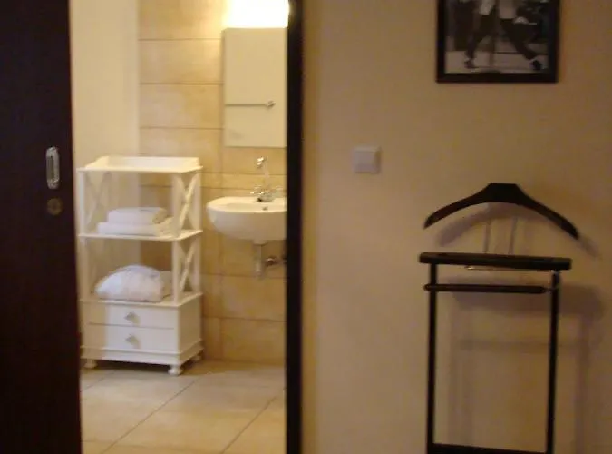 Couette-café Bobrowa Dolina Ryn (Warmian-Masurian)